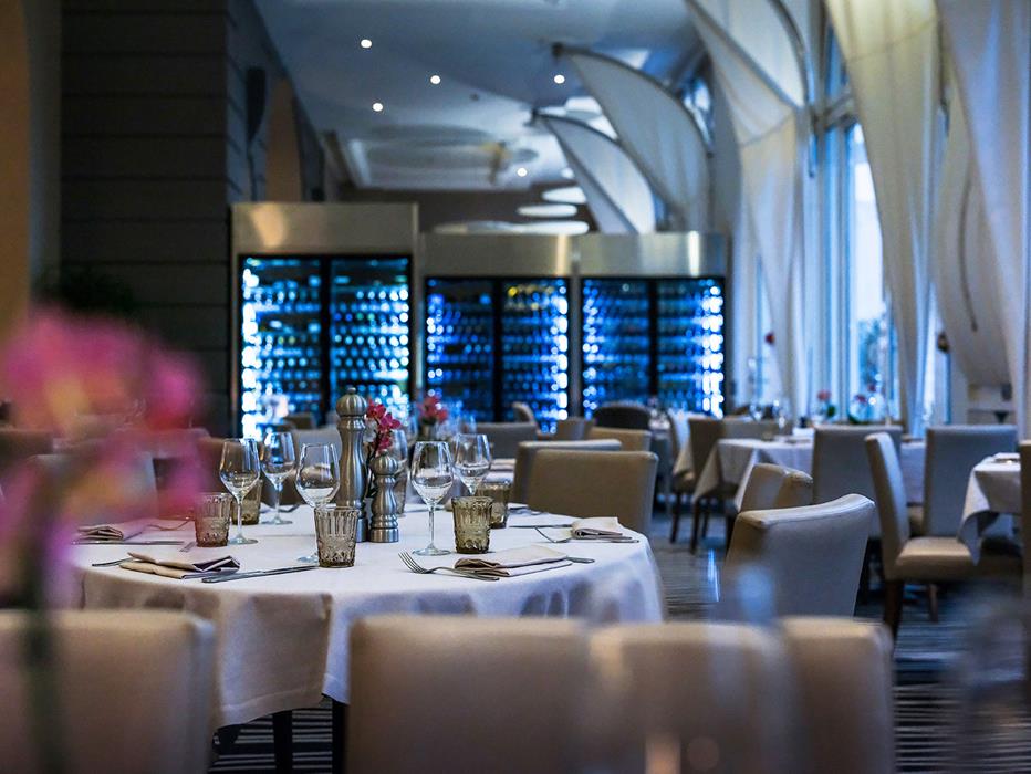 Half-board Stay Package : La Brasserie